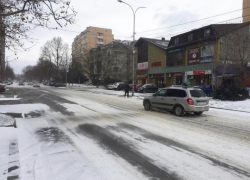 На дорогах Анапы стало опасно: без необходимости лучше не выезжать