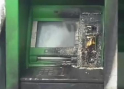 В Анапе на улице Ленина подожгли банкомат