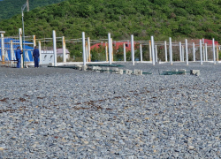 Битва за пляж в анапском селе Сукко возобновляется – «Смена» опять устанавливает забор