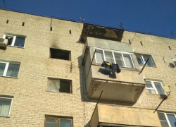 В Анапе загорелась квартира: эвакуировали 5 человек, одного доставили в больницу с ожогами