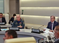 В правительстве обсудили ликвидацию мазута в Керченском проливе