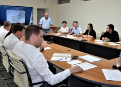 В Анапе обсудили строительство премиального отеля и фармацевтического завода