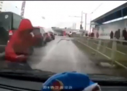 Появилось видео, как автомобиль сбил 12-летнего подростка в Анапе