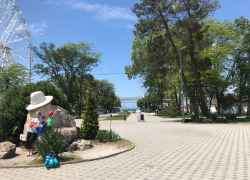 В день шоколадного мороженого в Анапе ясно