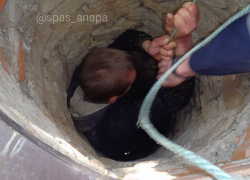 В Супсехе под Анапой мужчина провалился в колодец