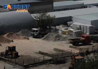 Шум и пыль от нее не дает спокойно жить людям: базу возле «Южного квартала» проверит Роспотребнадзор