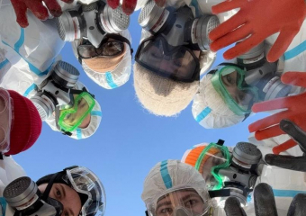 Пляжи до конца не будут полностью очищены до лета: волонтер из Рязани рассказала о ликвидации мазута в Анапе