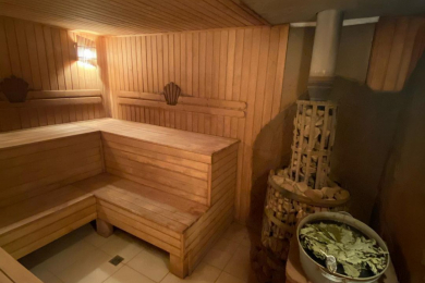 Русская баня на дровах — отдых для дружной компании.