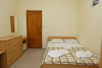 Бронирование номеров — гостевой дом «Янис» - 