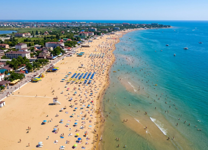 Почему в Анапе песчаные пляжи, а в Сочи галька