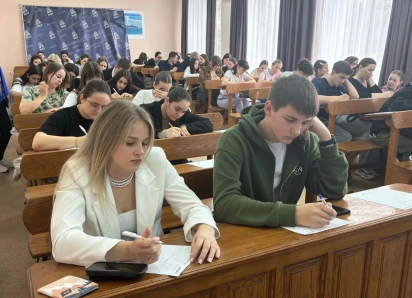 Анапа стала лидером Кубани по числу площадок «Тотального диктанта»