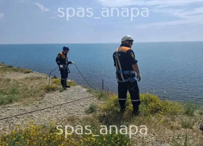 На Высоком берегу Анапы устранили угрозу обрушения камней