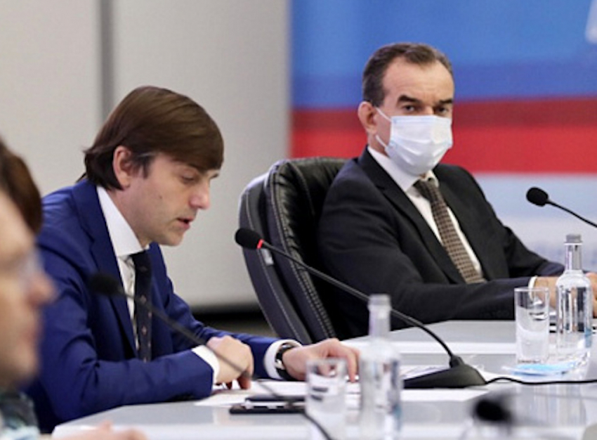 Вениамин Кондратьев, находясь в Анапе, призвал вернуть прибрежные земли ВДЦ «Смена"