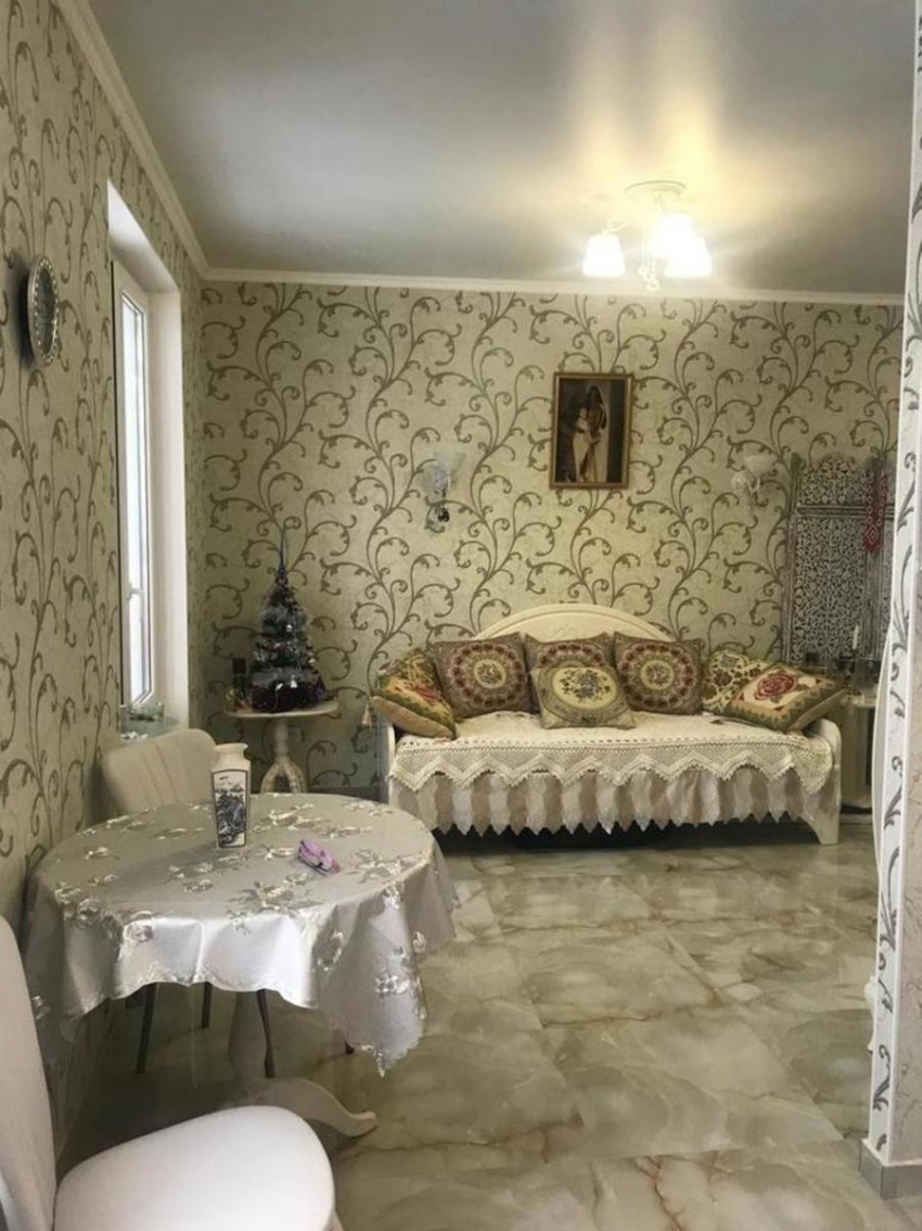 Продаётся 1-комнатная квартира площадью 37 кв. м