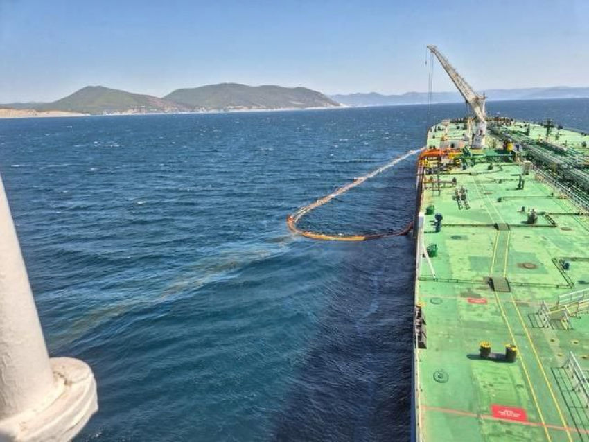 Разлив нефти у Новороссийска: оценка ущерба Чёрному морю  