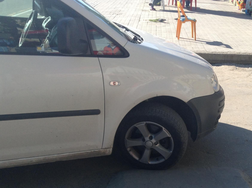 На Анапском шоссе женщина бросилась под колёса автомобиля