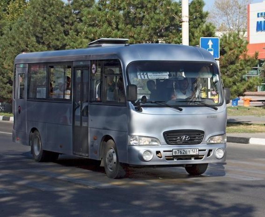 В Анапе движение общественного транспорта в новогоднюю ночь продлится ещё на час