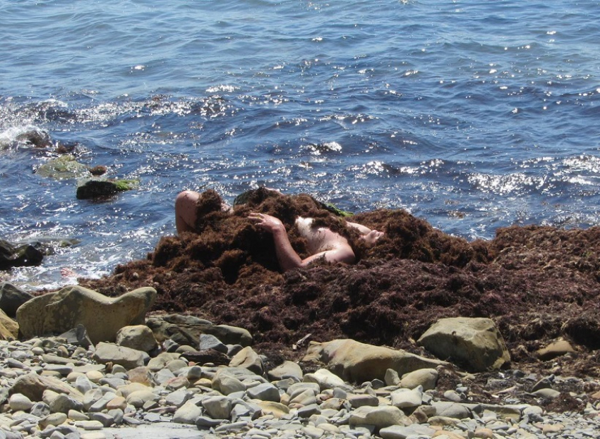 Порно видео пляж голые женщины