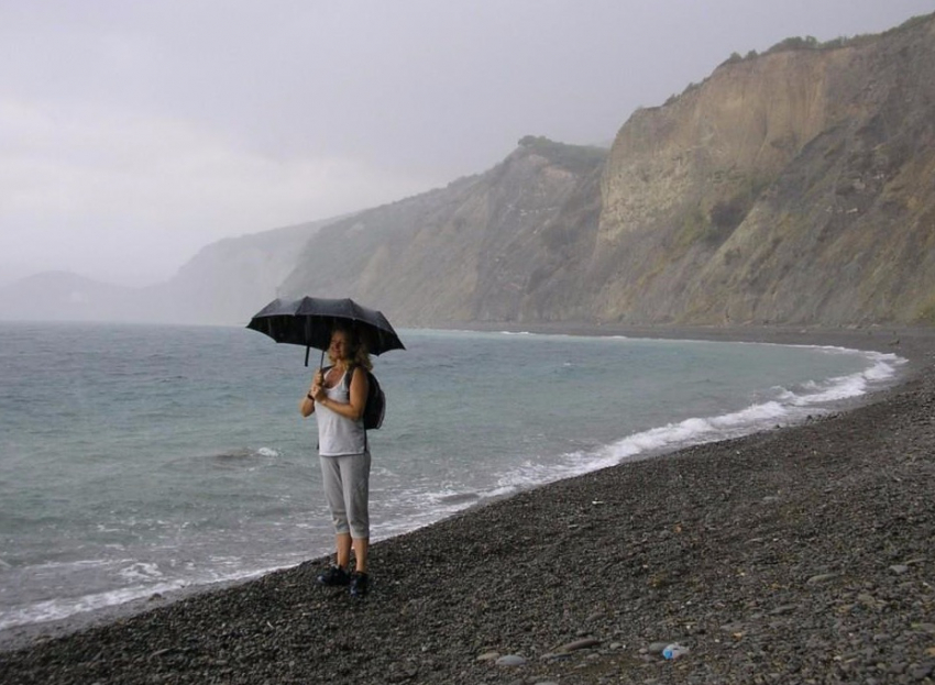 Запрет на купание снят, но в Анапе обещают дожди