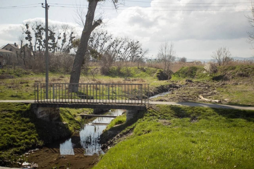 Власти Анапы намерены добиться благоустройства пруда в станице Анапской