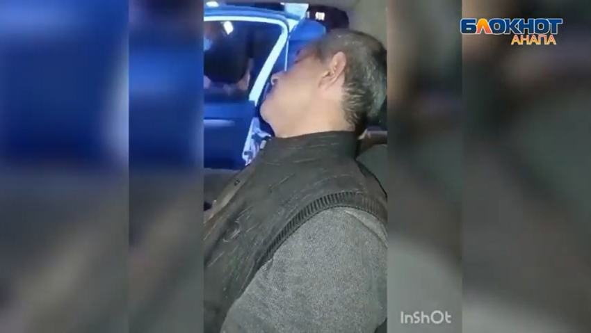 Пьяного водителя с просроченными правами задержали в Анапе