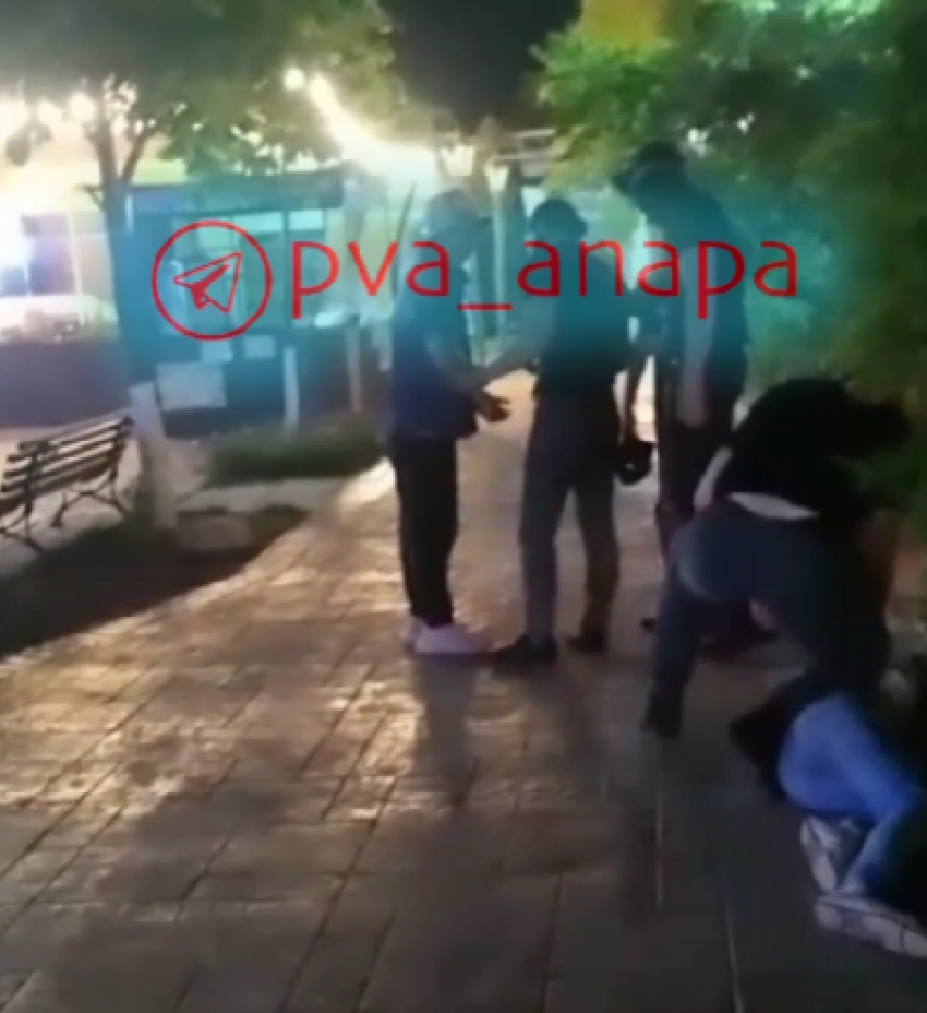 Троих участников массовой драки в кафе Талдыкоргана поместили под стражу