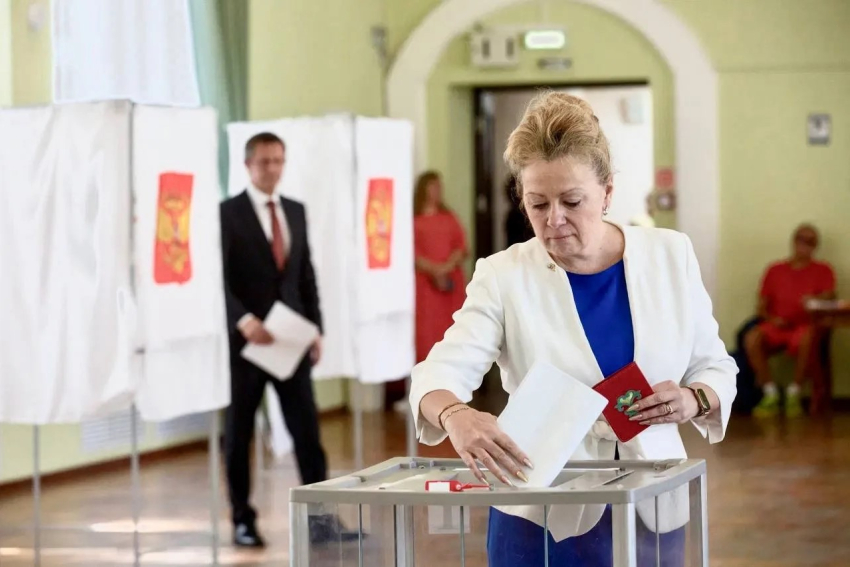 Глава Анапы проголосовала на выборах и призвала жителей не оставаться в стороне