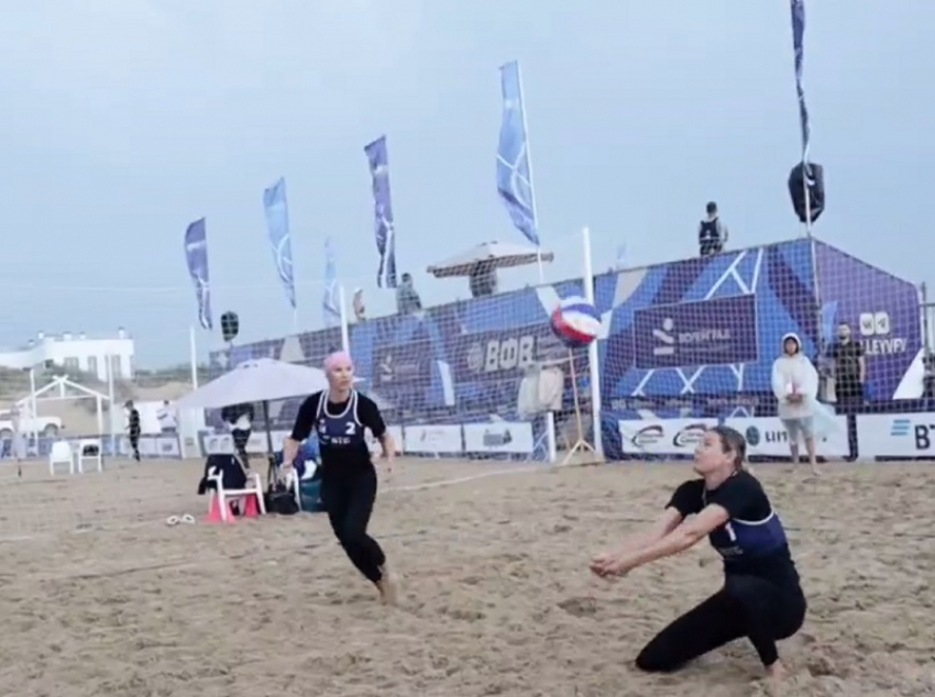 В Анапе проходит финал этапа Кубка России по пляжному волейболу