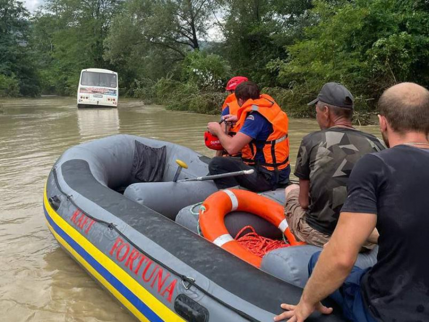 Аномальные дожди на Кубани привели к потопу 