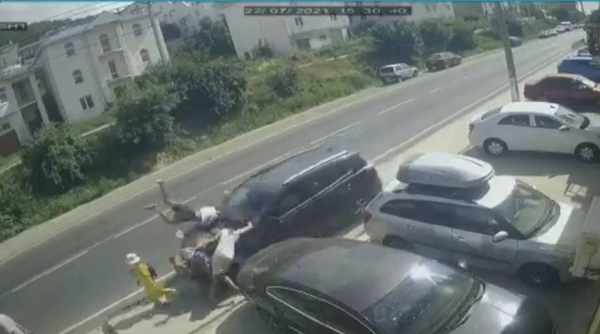 Водитель, сбивший в Анапе на тротуаре 6 человек, рассказал о причинах аварии