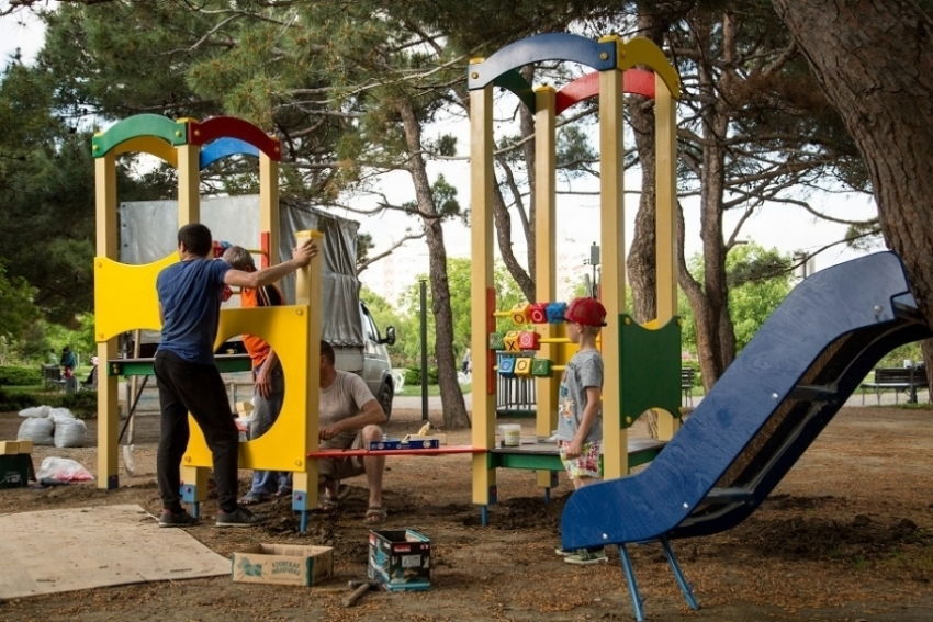Хотите знать, где в Анапе и районе установят новые детские площадки?