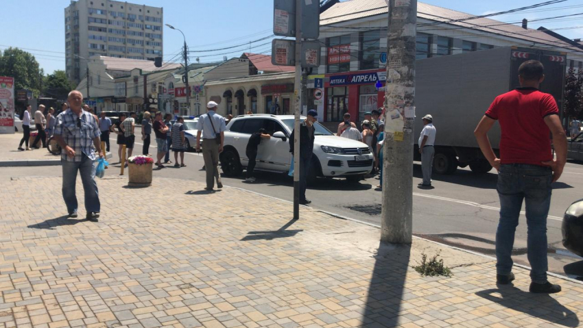 В центре Анапы сбили пожилую женщину: она умерла в карете скорой помощи