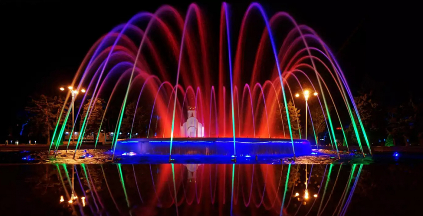 Центральный фонтан Анапы заиграет всеми цветами радуги