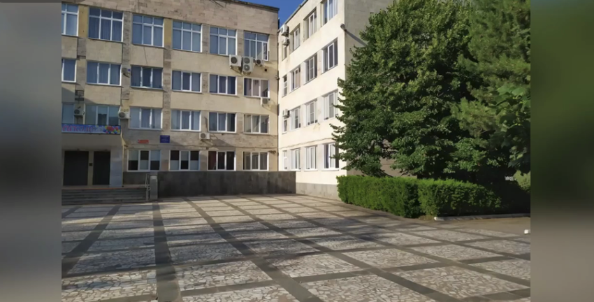 Первая учительница сотрудницы полиции теперь учит ее дочь в Анапе