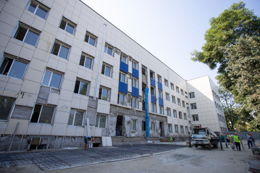 Капремонт роддома в Анапе выполнен более чем наполовину