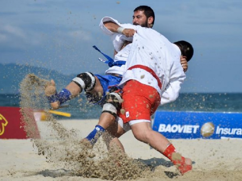 В Анапе пройдет первый в истории чемпионат России по пляжному самбо