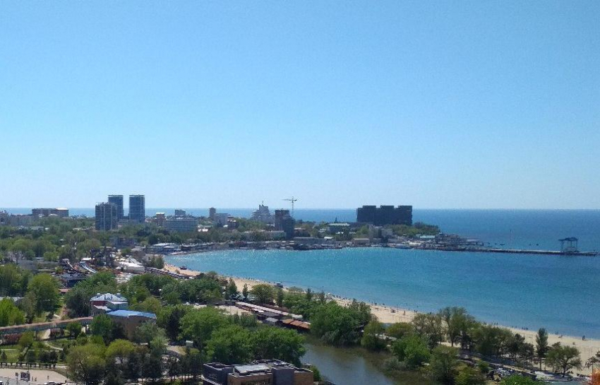 Курортный сезон на носу: как Анапу приводят в порядок