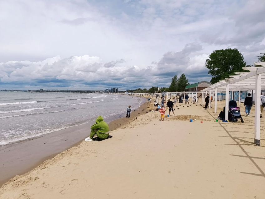 Ледяное море у берегов Анапы отпугнуло отдыхающих