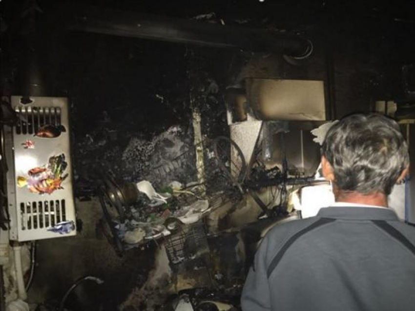 В результате пожара из-за вспышки газа в Анапе пострадали 2 человека 