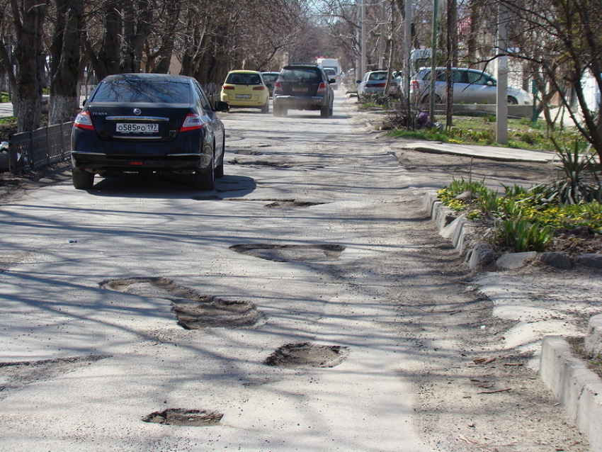 Про ямы на дорогах в Анапе скоро забудут: в России создали новый материал дорожного покрытия
