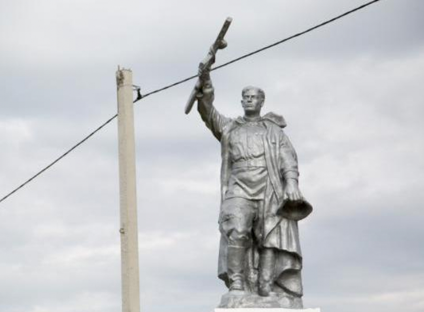 Ко Дню Победы в Анапе привели в порядок памятники