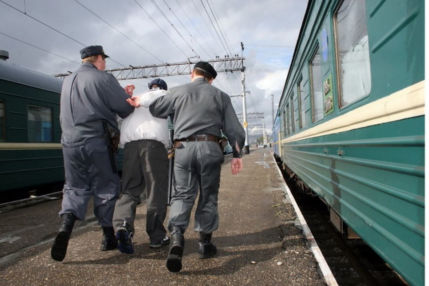 30 тысяч рублей за езду «под кайфом»: веселье наркомана из Анапы прервали полицейские