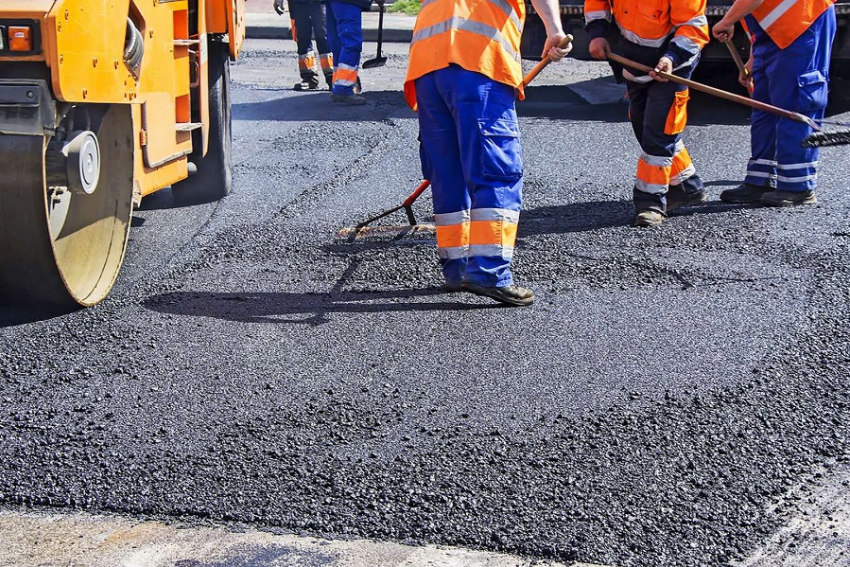 В Анапе и поселениях продолжается ремонт дорог – какие улицы попали в список