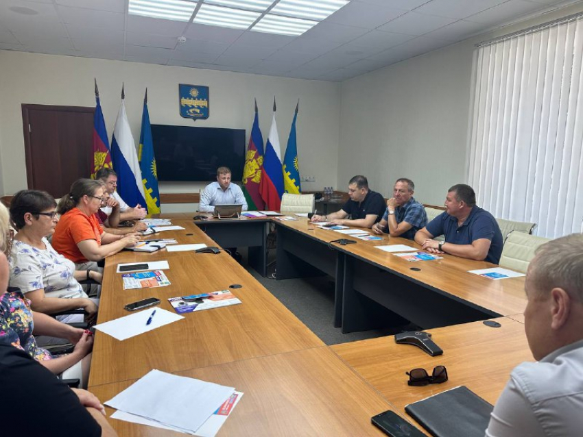 В Анапе прошло совещание с руководителями транспортных предприятий