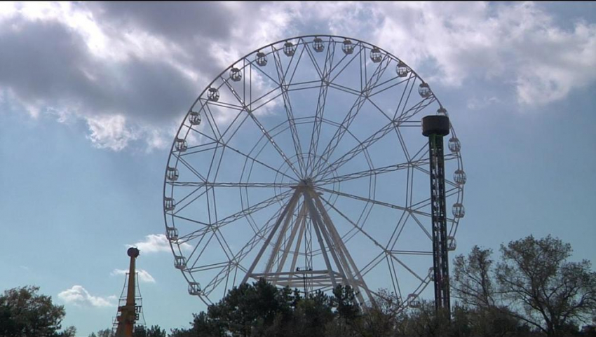 Первые посетители прокатятся на 13-тонном колесе обозрения в Анапе уже летом 2018 года