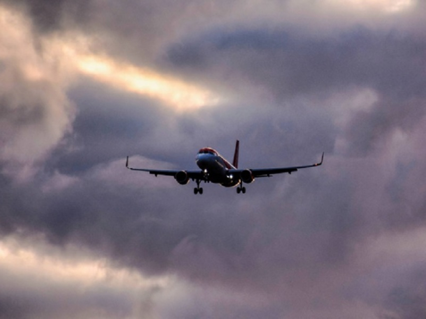 Аэропорт Анапы принимает самолеты, летевшие в Крым
