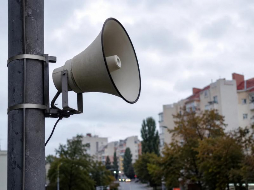 Сирены в Анапе звучали почти без пауз: за сутки ПВО уничтожила сотни беспилотников над Россией