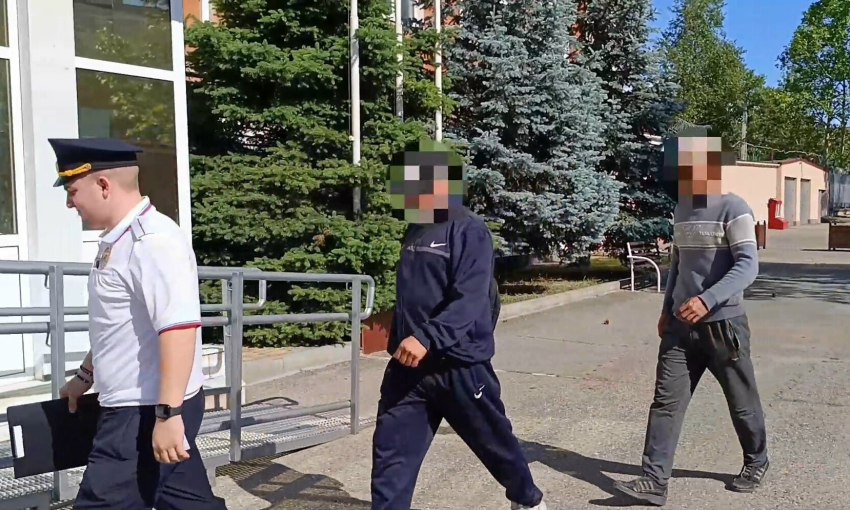 На стройках Анапы выявили нелегальных мигрантов