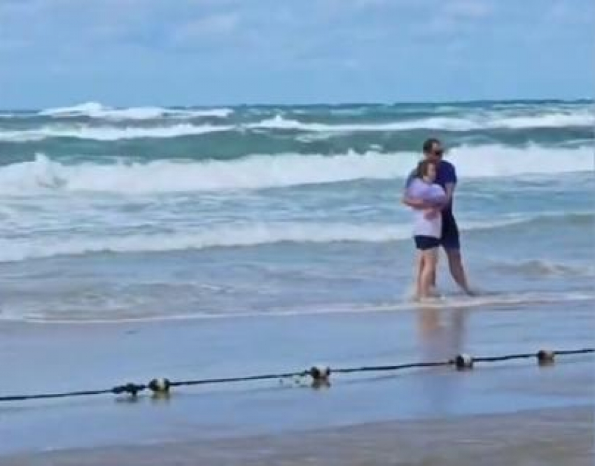 В Анапе шторм: купание в море запрещено