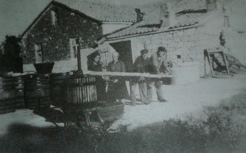 Кем были первые жители села Витязево под Анапой?